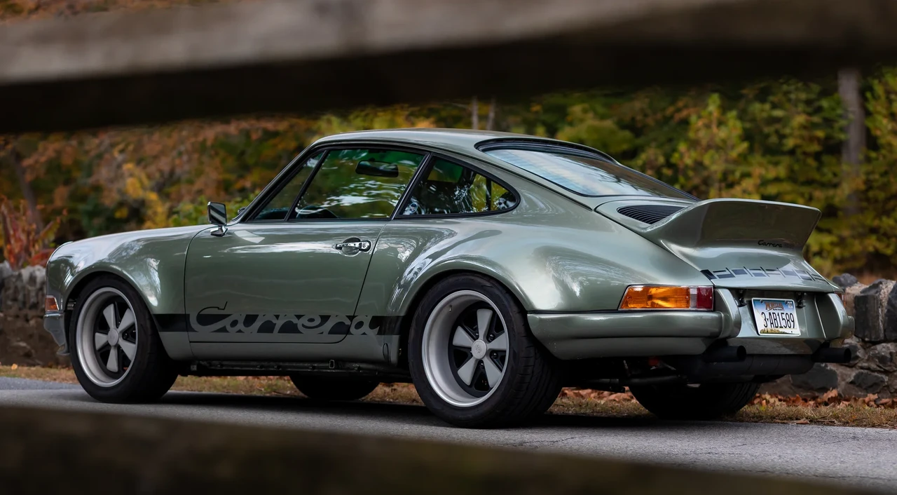 1988 Porsche 911 Carrera 3.2 - Image 5 of 31