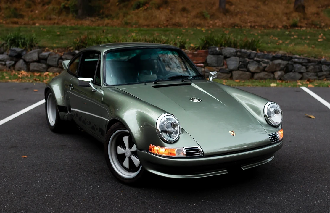 1988 Porsche 911 Carrera 3.2 - Image 24 of 31