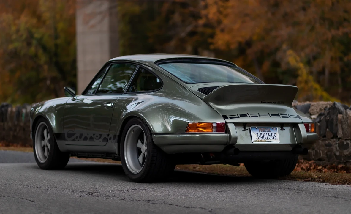 1988 Porsche 911 Carrera 3.2 - Image 23 of 31