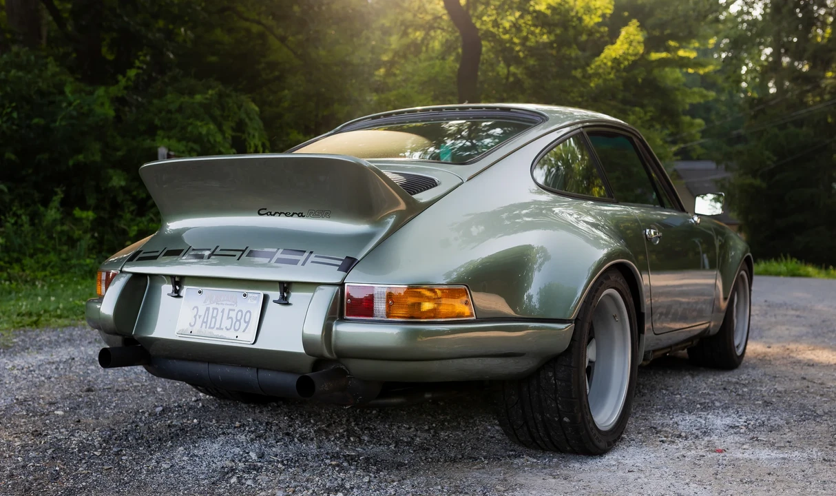 1988 Porsche 911 Carrera 3.2 - Image 8 of 31