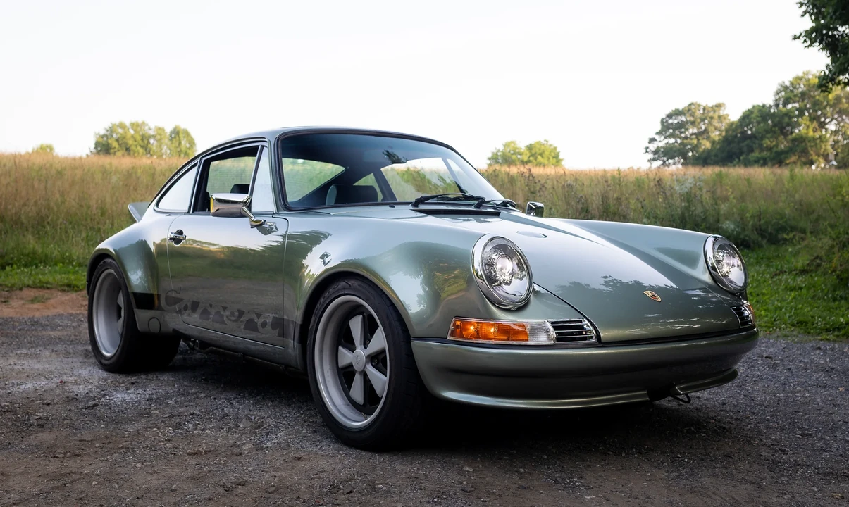 1988 Porsche 911 Carrera 3.2 - Image 9 of 31