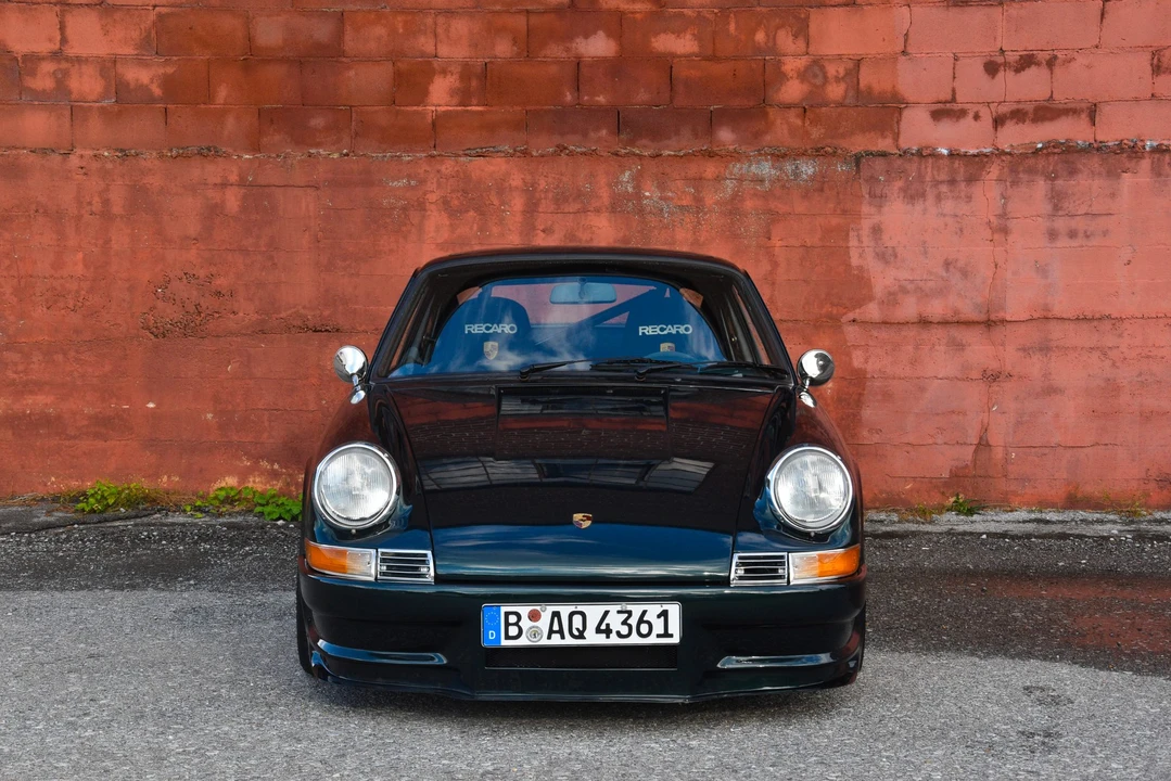 1990 Porsche 964 Carrera 4 - Image 8 of 31