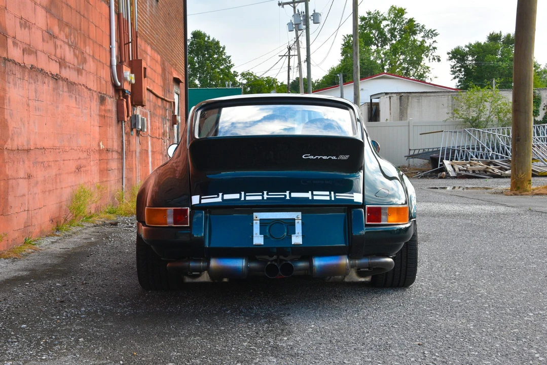 1990 Porsche 964 Carrera 4 - Image 28 of 31