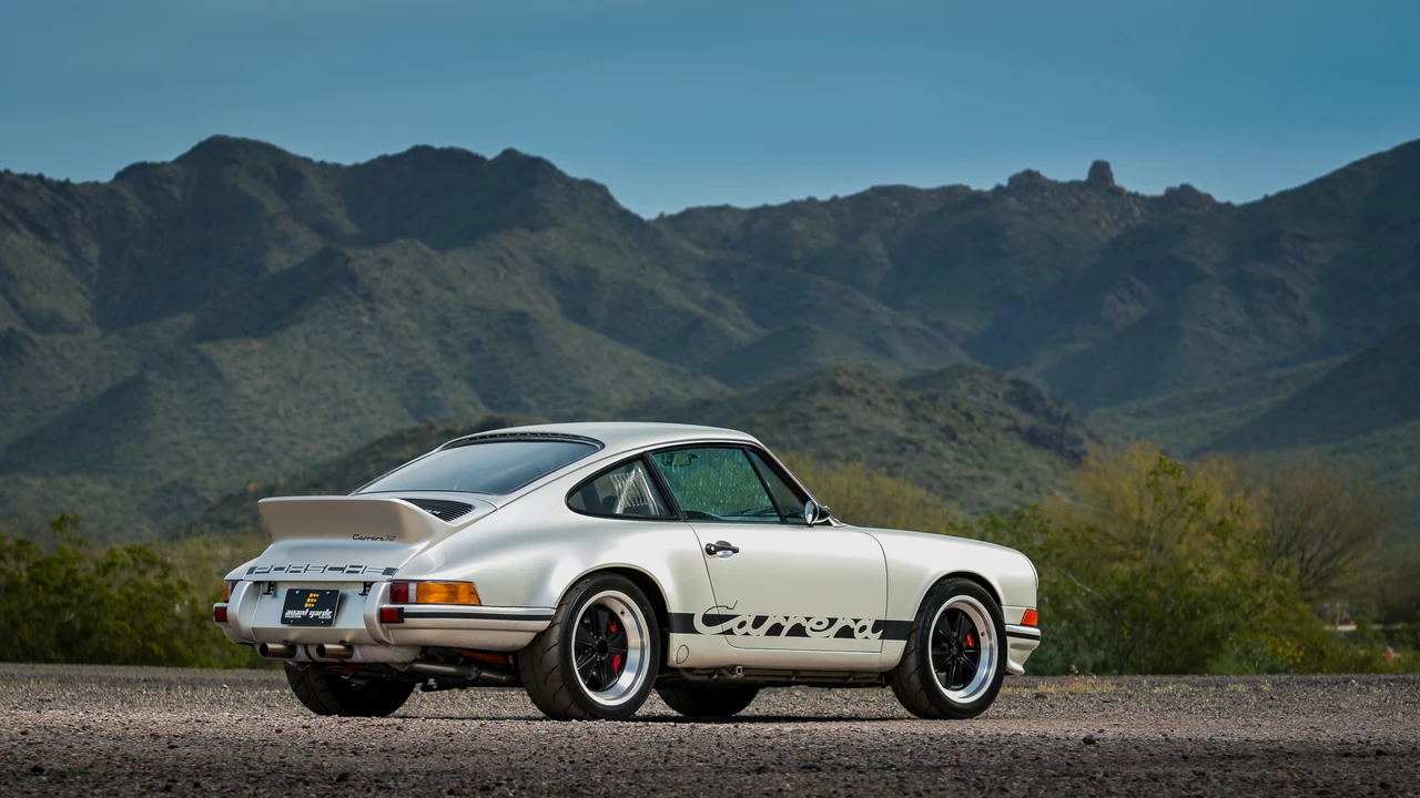 1984 Porsche 911 Carrera 3.2 - Image 9 of 31