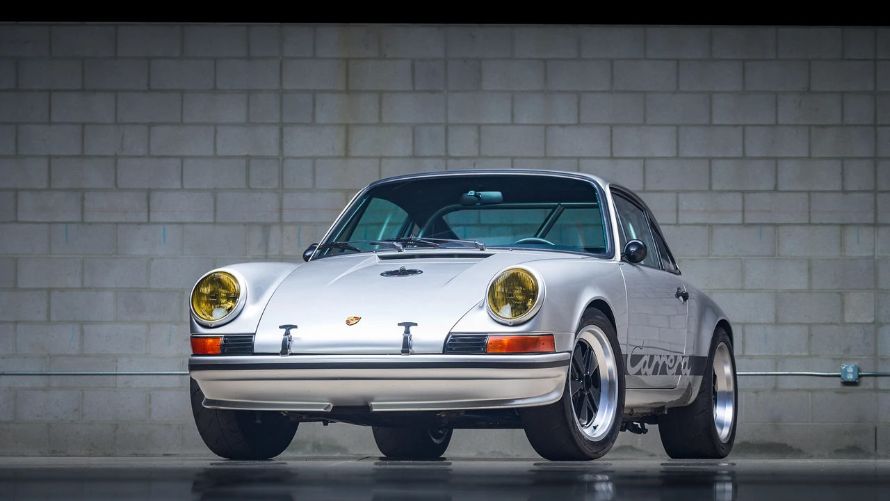 1984 Porsche 911 Carrera 3.2 - Image 13 of 31