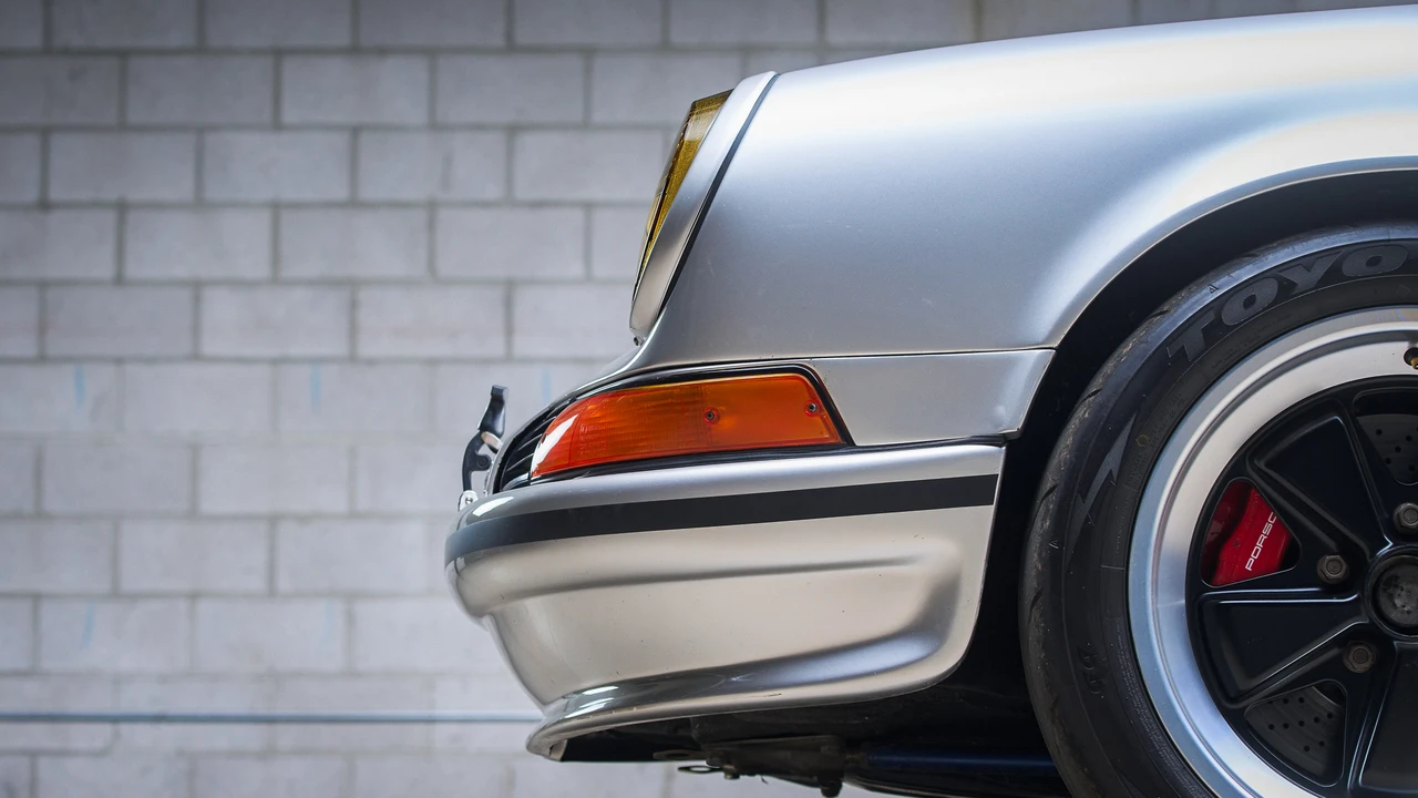 1984 Porsche 911 Carrera 3.2 - Image 28 of 31