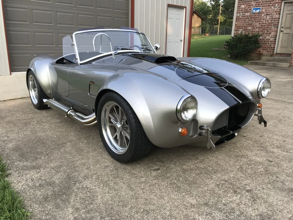 Shelby Cobra Replica - Image 14 of 31