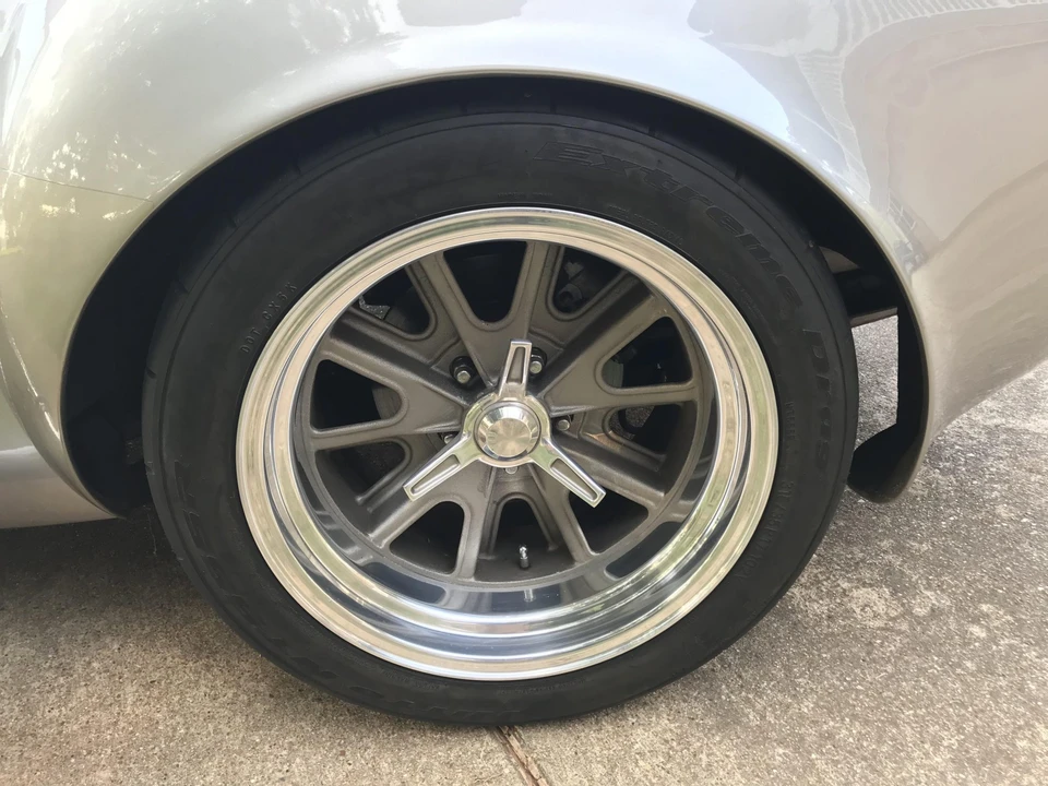 Shelby Cobra Replica - Image 26 of 31
