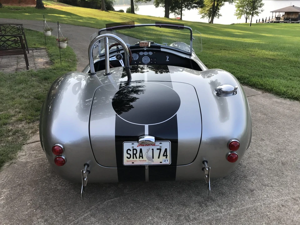 Shelby Cobra Replica - Image 9 of 31