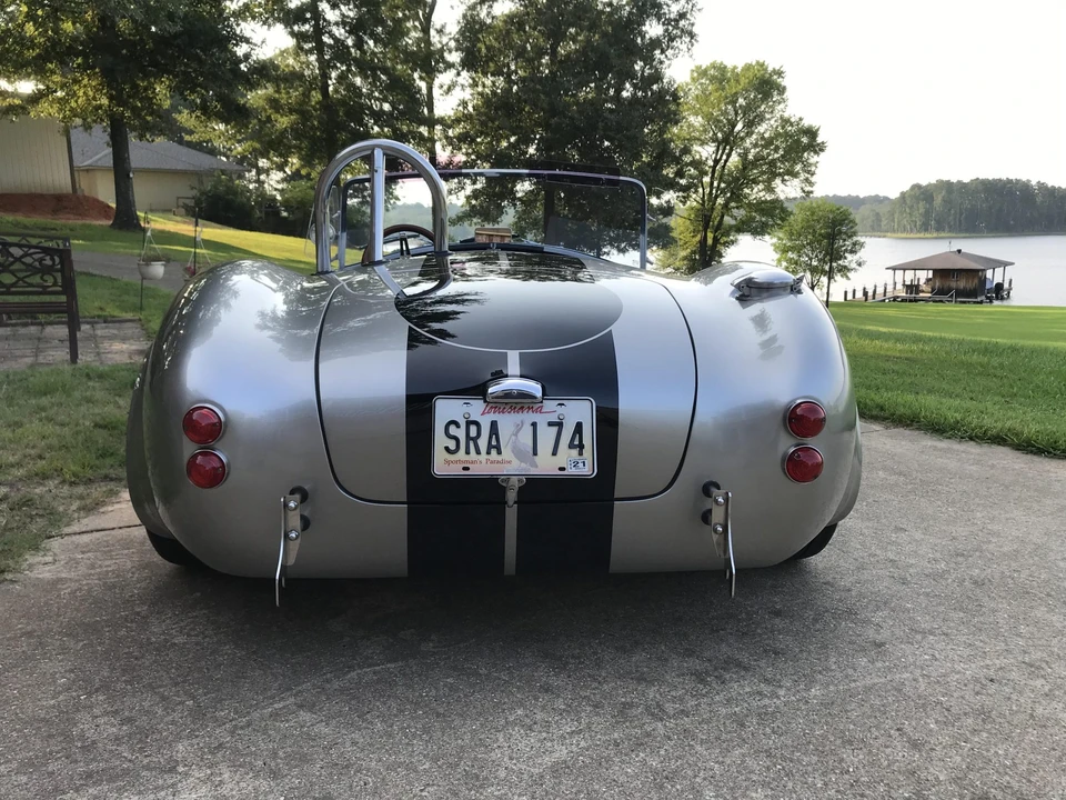 Shelby Cobra Replica - Image 8 of 31