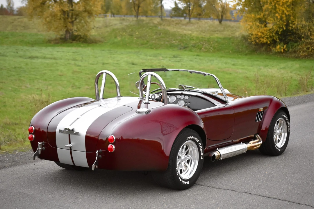 Shelby Cobra Replica - Image 21 of 31