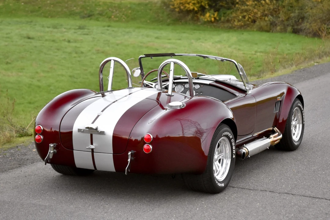 Shelby Cobra Replica - Image 20 of 31