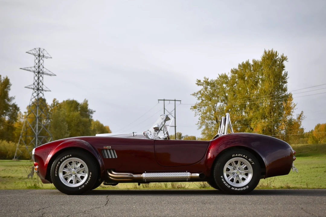 Shelby Cobra Replica - Image 14 of 31