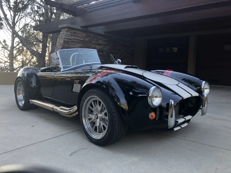 Shelby Cobra Replica - Image 17 of 31