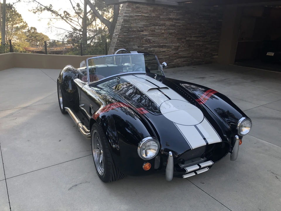 Shelby Cobra Replica - Image 18 of 31