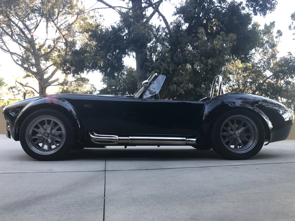 Shelby Cobra Replica - Image 4 of 31