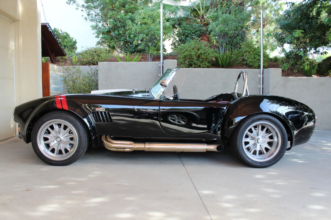 Shelby Cobra Replica - Image 3 of 31