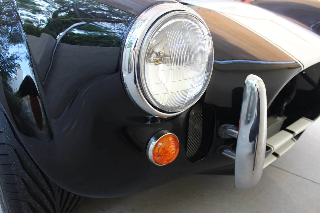 Shelby Cobra Replica - Image 19 of 31