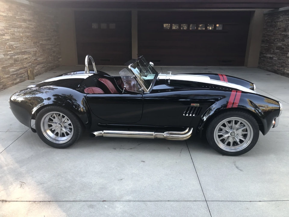 Shelby Cobra Replica - Image 18 of 31
