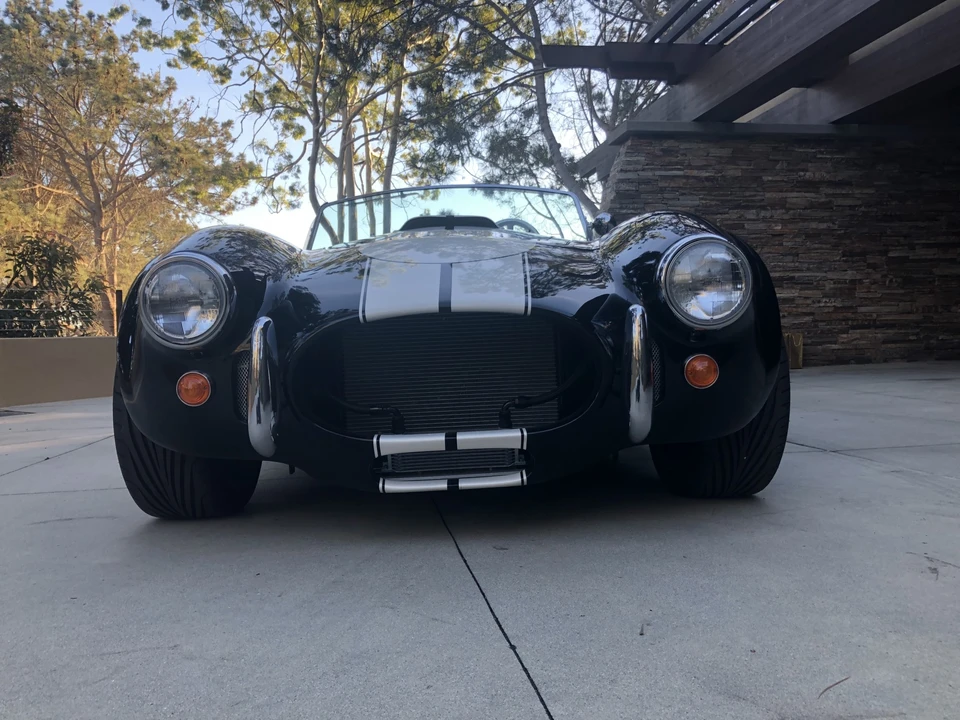 Shelby Cobra Replica - Image 8 of 31