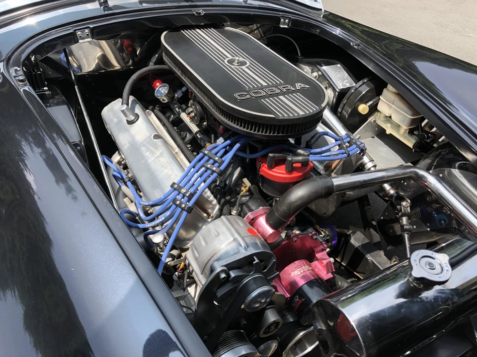 Shelby Cobra Replica - Image 27 of 31