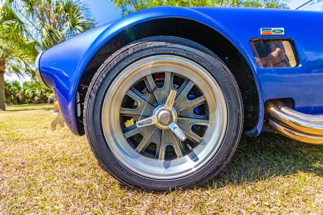 Shelby Cobra Replica - Image 19 of 31