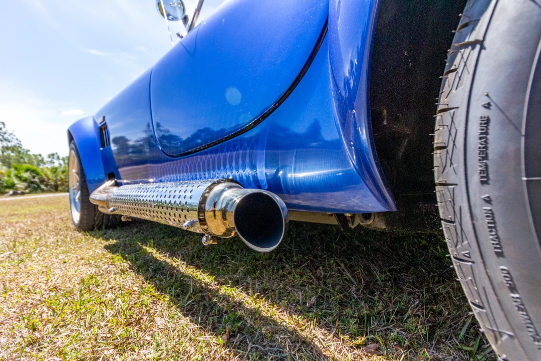 Shelby Cobra Replica - Image 27 of 31