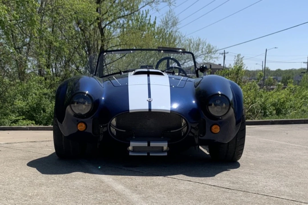 Shelby Cobra Replica - Image 12 of 31