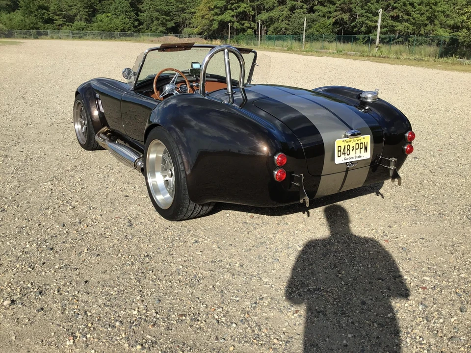 Shelby Cobra Replica - Image 7 of 31