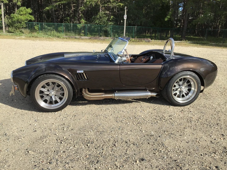 Shelby Cobra Replica - Image 4 of 31