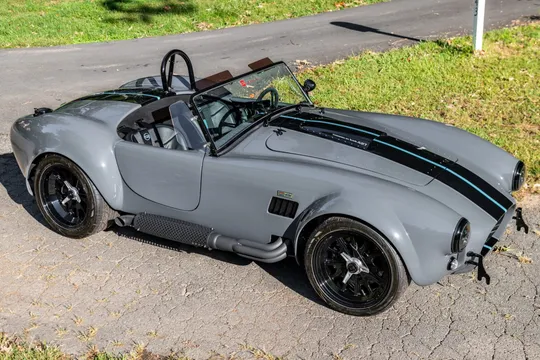 1965 Shelby Cobra Replica Roadster