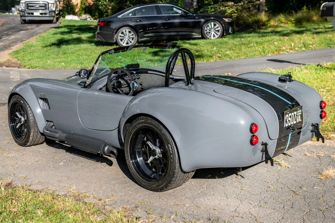 Shelby Cobra Replica - Image 4 of 31