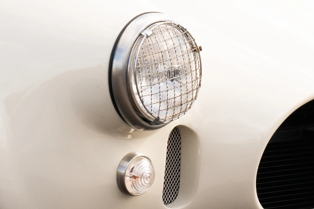 Shelby Cobra Replica - Image 20 of 31