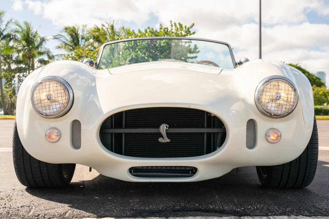 Shelby Cobra Replica - Image 11 of 31