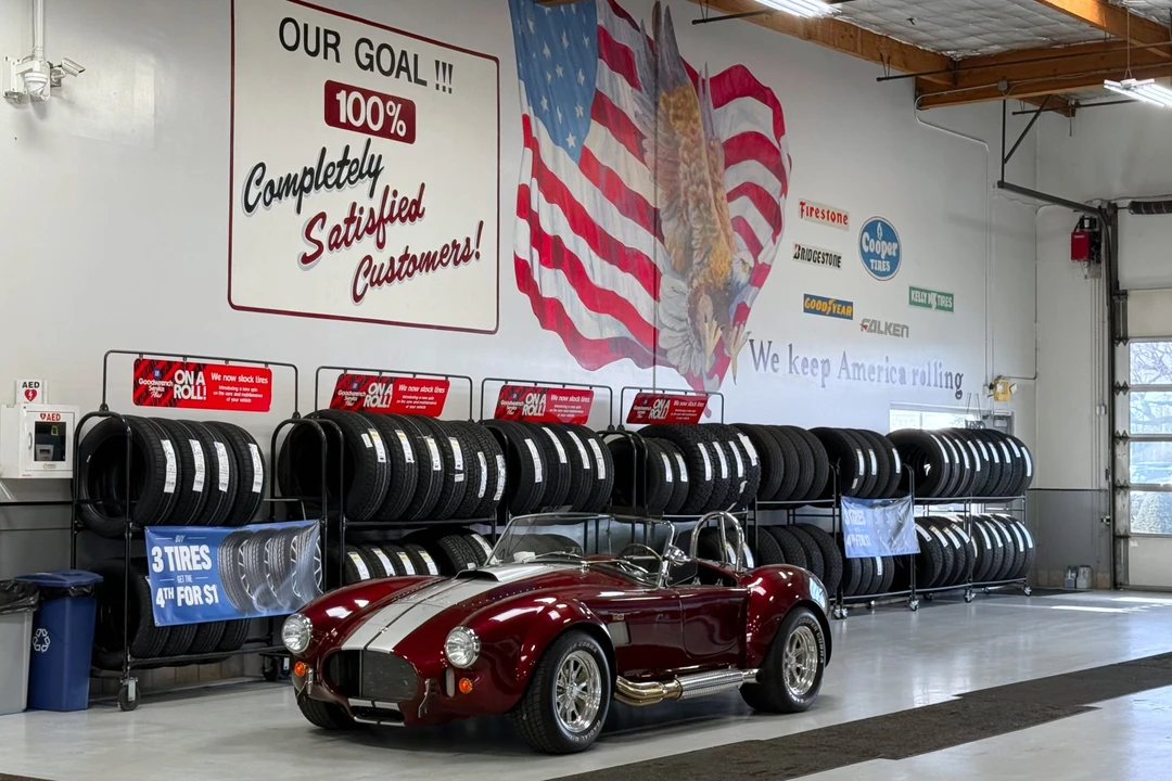 Shelby Cobra Replica - Image 26 of 31