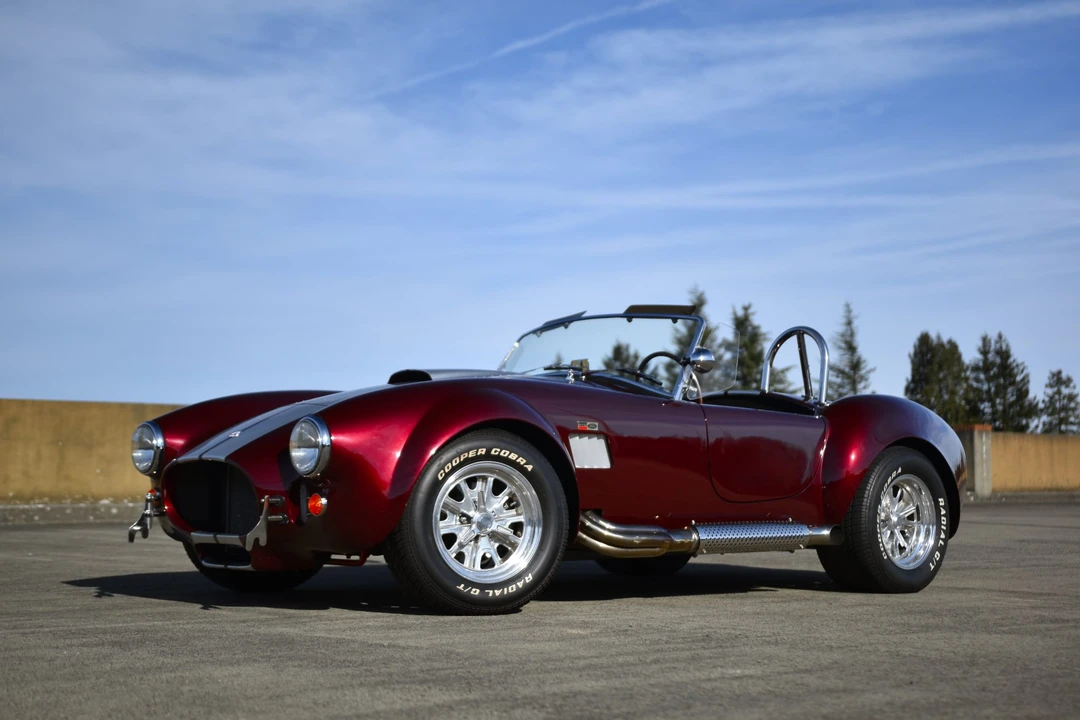 Shelby Cobra Replica - Image 23 of 31