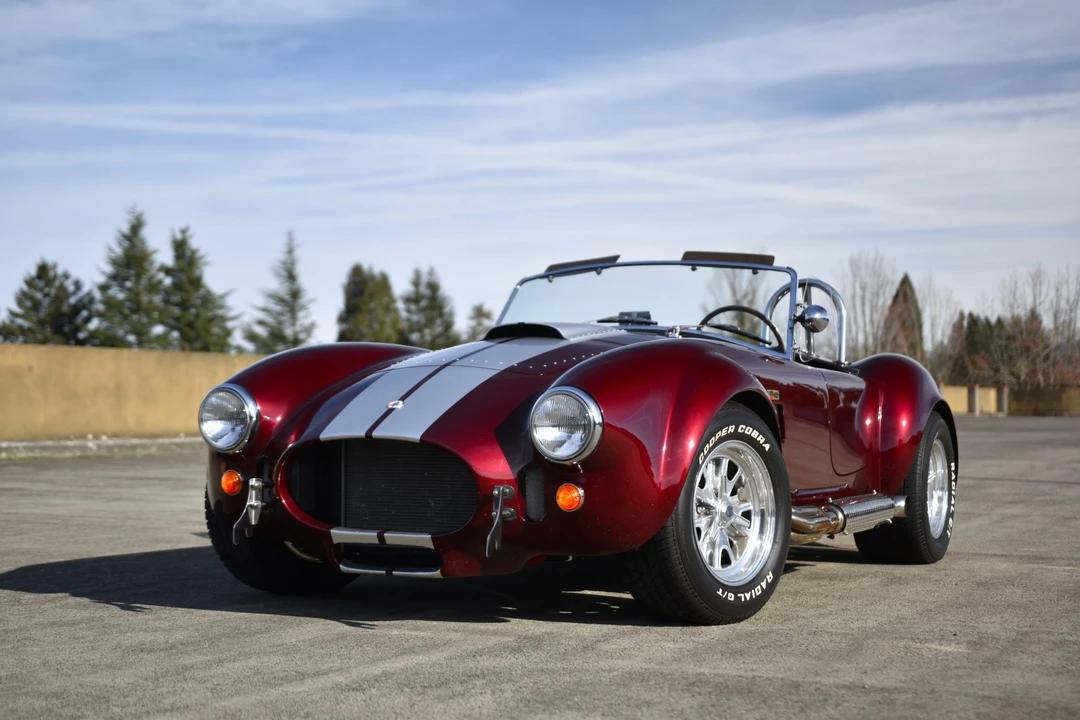 Shelby Cobra Replica - Image 3 of 31