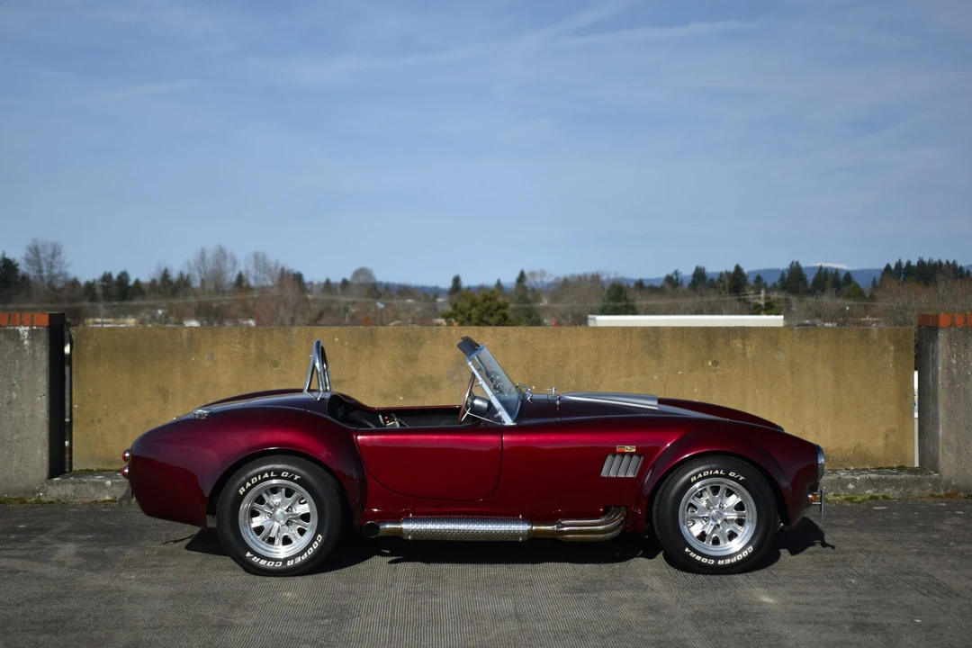 Shelby Cobra Replica - Image 12 of 31