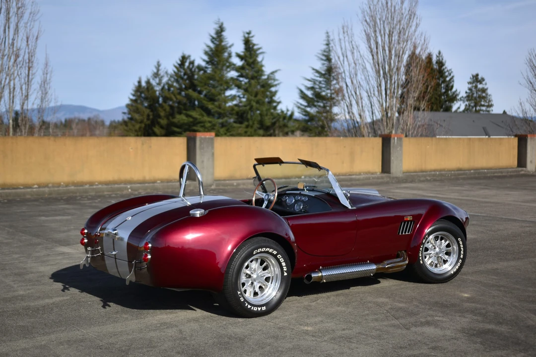 Shelby Cobra Replica - Image 13 of 31