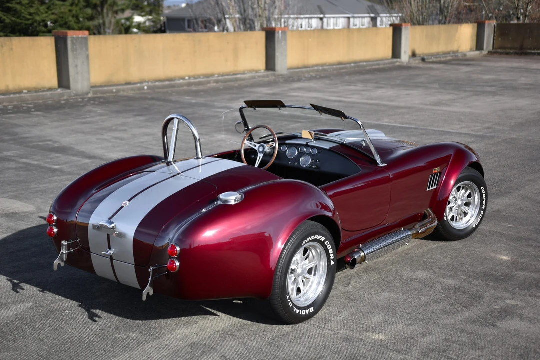 Shelby Cobra Replica - Image 14 of 31