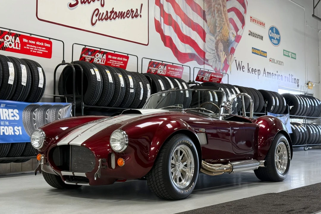 Shelby Cobra Replica - Image 28 of 31