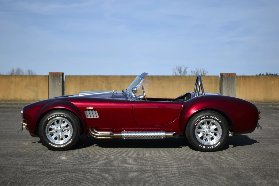 Shelby Cobra Replica - Image 22 of 31