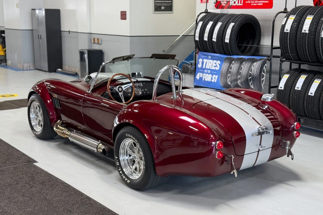 Shelby Cobra Replica - Image 31 of 31