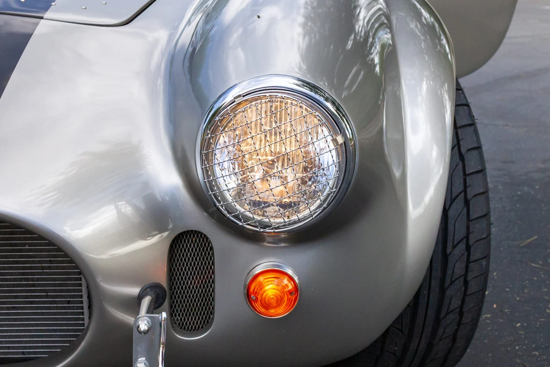 Shelby Cobra Replica - Image 11 of 31