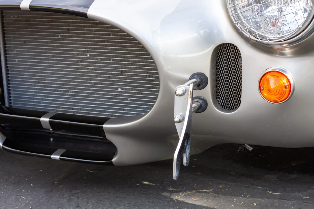Shelby Cobra Replica - Image 22 of 31