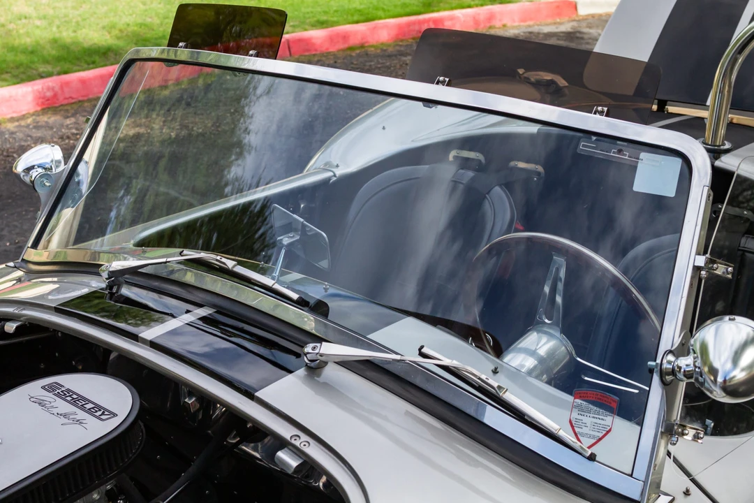 Shelby Cobra Replica - Image 15 of 31