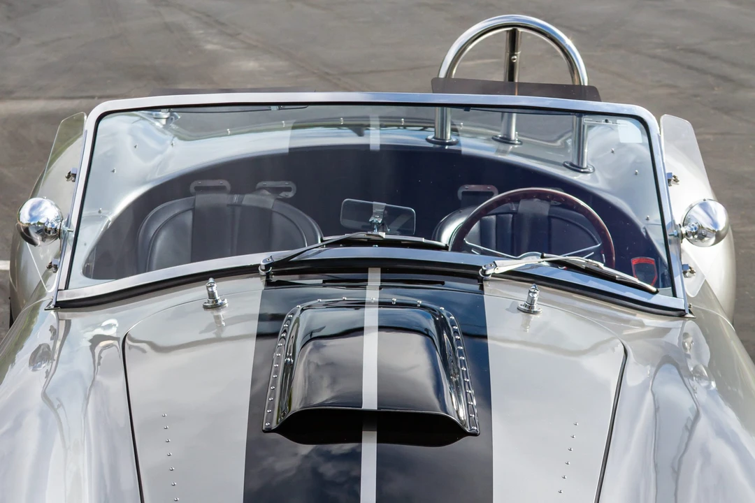 Shelby Cobra Replica - Image 16 of 31