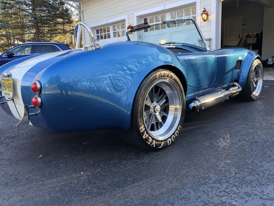 Shelby Cobra Replica - Image 9 of 31