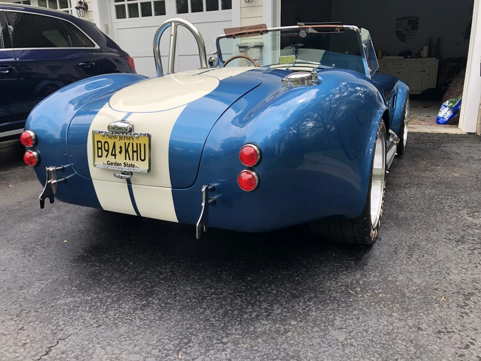 Shelby Cobra Replica - Image 10 of 31