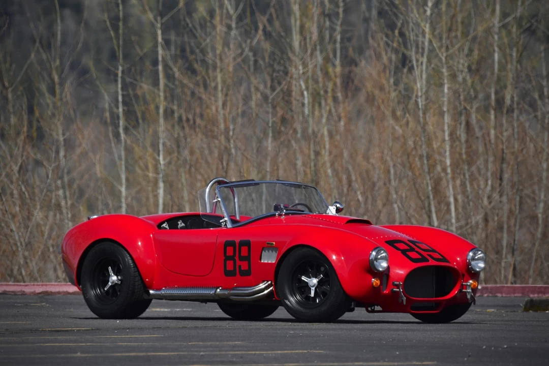 Shelby Cobra Replica - Image 8 of 31